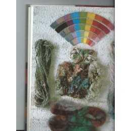 Synthetic Dyeing: For Spinners, Weavers, Knitters ... by Thompson, Tony Hardback