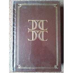 Chambers Twentieth Century Thesaurus: A Comprehensive Word-finding D... Hardback